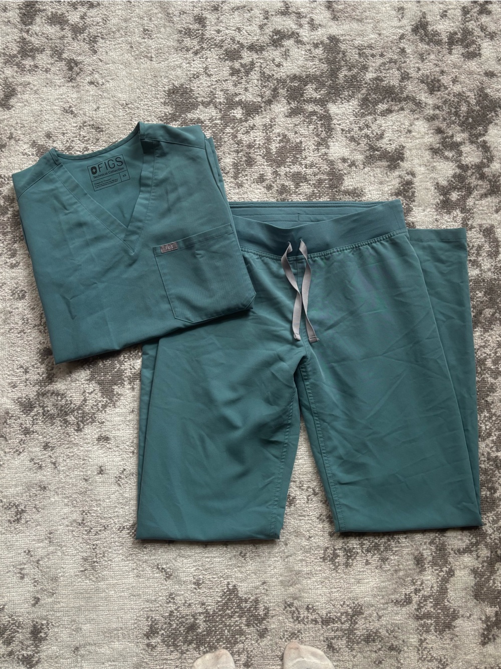 Figs | Hydrogreen Scrub Set